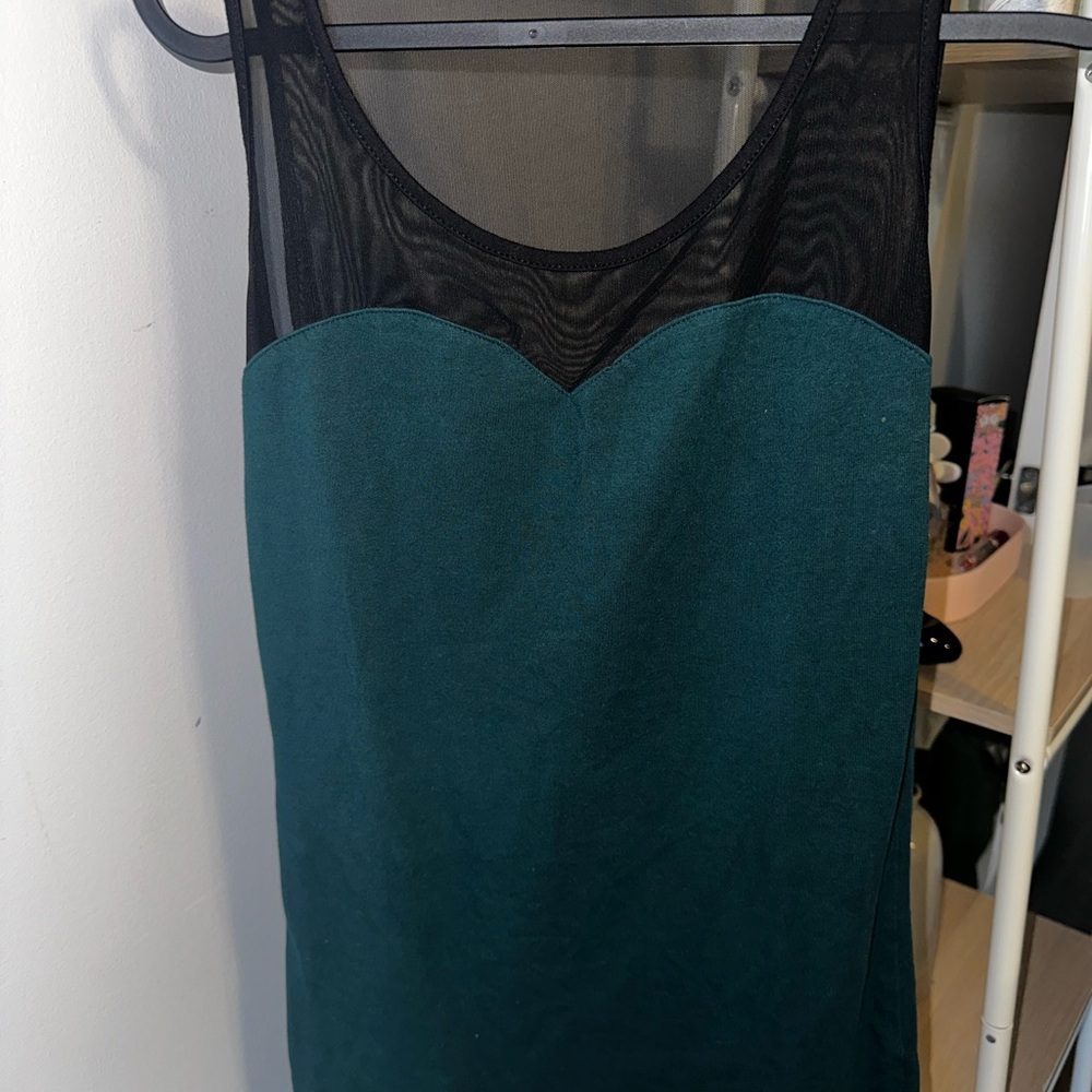 Forever21 Green and Black Sleeveless Dress